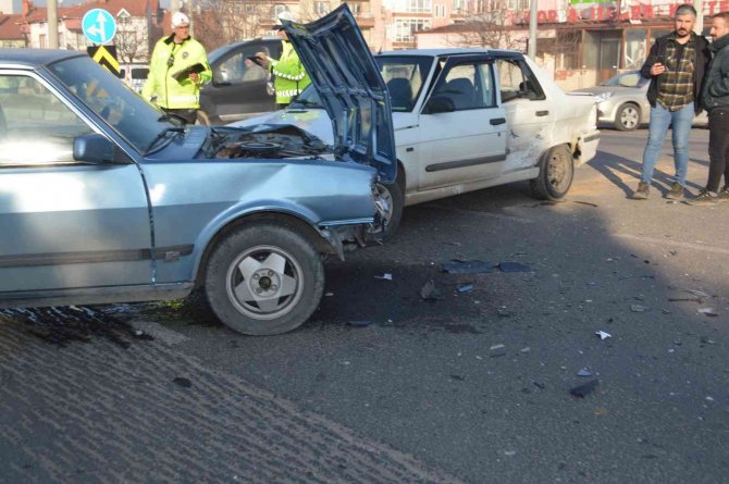 Tavşanlı’da Trafik Kazası, 1 Yaralı