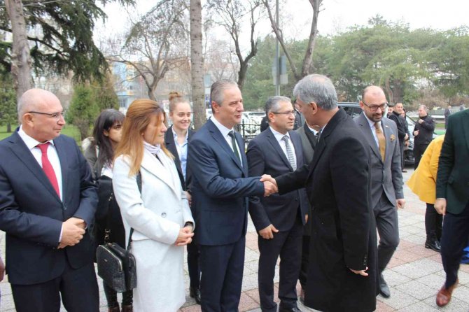 Kültür Ve Turizm Bakan Yardımcısı Alpaslan, Kırklareli Valiliğini Ziyaret Etti