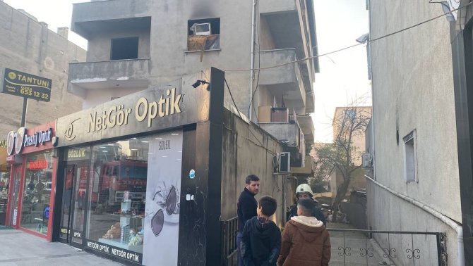 Yangın İhbarı Paniğe Sebep Oldu, Gerçek Sonradan Ortaya Çıktı