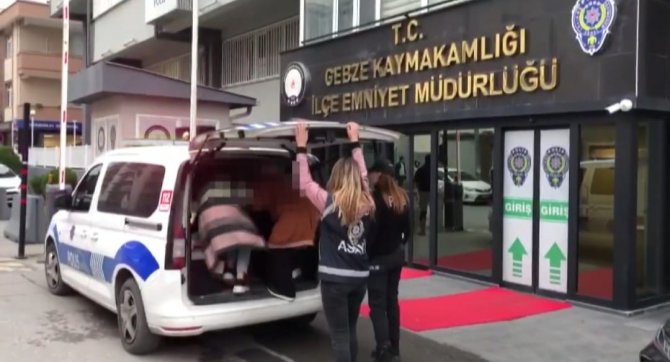 İ̇ş Yerinden Hırsızlık Yapan 2 Şahıs Tutuklandı