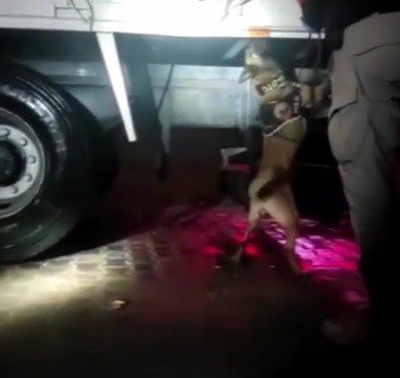 Kamyon Kasasındaki Mobilyaların Arasından 64 Kilo Uyuşturucu Çıktı