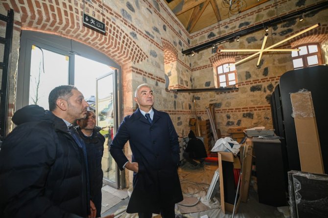 Kültür Ve Turizm Bakanı Ersoy, Rami Kışlası’nda İncelemelerde Bulundu