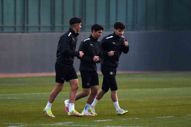 Manisa Fk’da İkinci Yarı Hazırlıkları Başladı