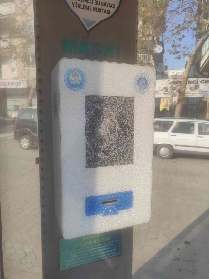 Kamu Malına Zarar Verdiler