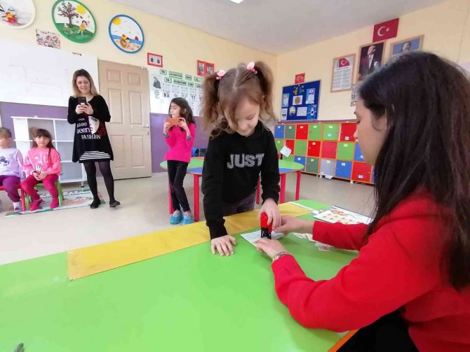 Sevgi Postanesi Büyüyor