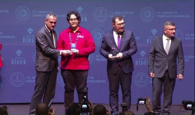 Nafi Güral Fen Lisesinin İki Matematik Projesine Teşvik Ödülü