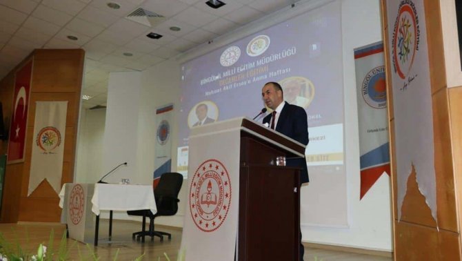 Bingöl’de İ̇stiklal Marşının Yazarı Mehmet Akif Ersoy Anıldı