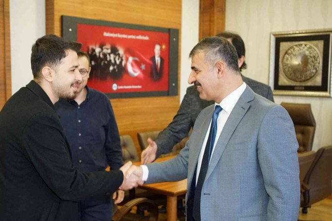 Radyo Televizyon Yayıncıları Meslek Birliğinden Çakü’ye Ödül Yağmuru