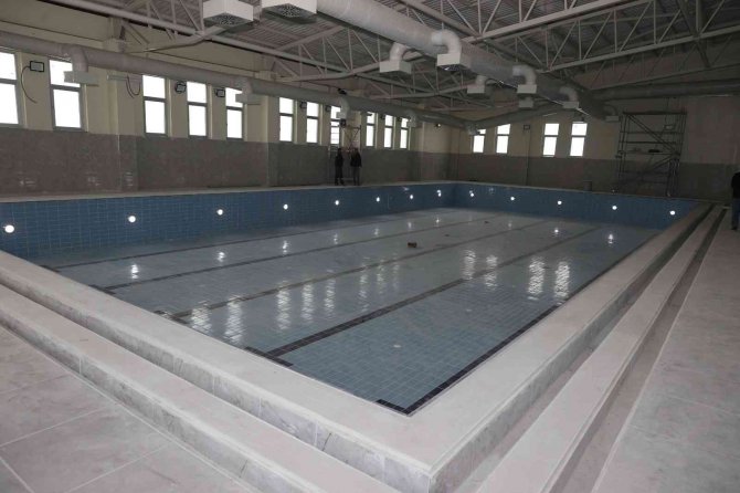 Sincan Yüzme Havuzlarına Kavuşuyor