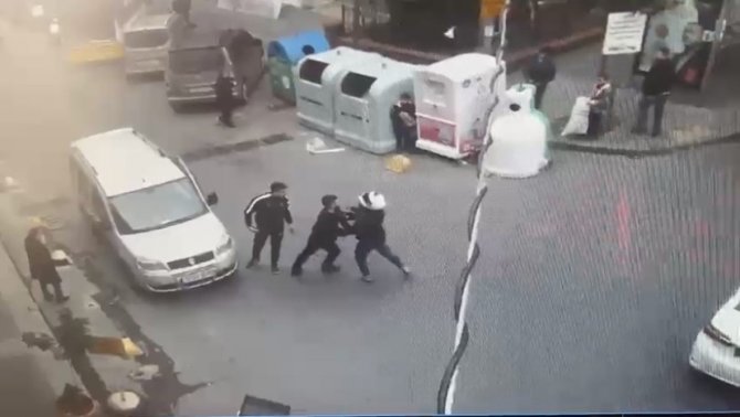 Şişli’deki Yol Verme Kavgası Kanlı Bitti: 2 Yaralı