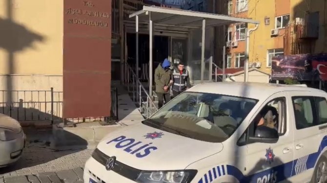 Şişli’deki Yol Verme Kavgası Kanlı Bitti: 2 Yaralı