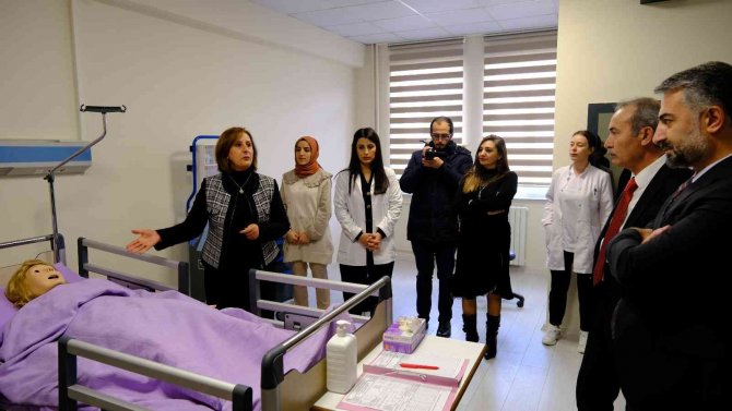 Hastaya Müdahale Bu Simülasyonda Öğrenilecek