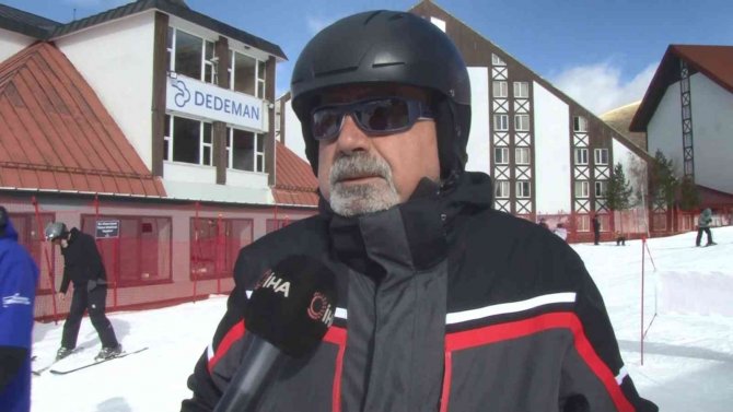 Uludağ’da Kar Olmayınca Kayağın Adresi Palandöken Oldu