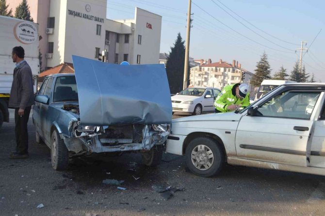 Tavşanlı’da Trafik Kazası, 1 Yaralı