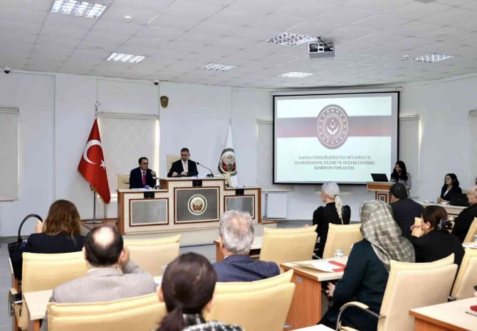 Kadına Yönelik Şiddet Masaya Yatırıldı