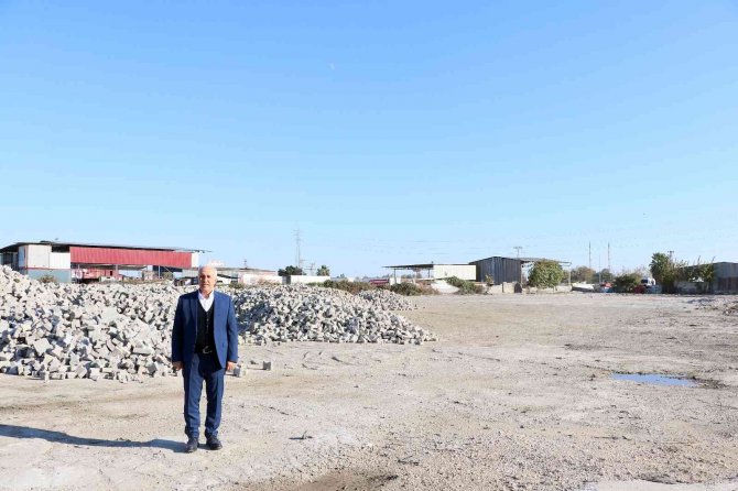 Akdeniz’de İşgal Altındaki 15 Dönümlük Arazi Belediyeye Kazandırıldı