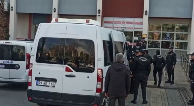 Aydın’da Dönercideki Patlamayla İlgili 3 Kişi Tutuklandı