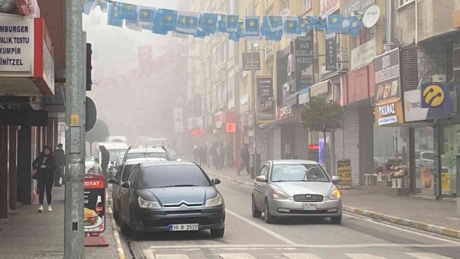 Balıkesirliler Yılın Son Gününe Sisle Uyandı