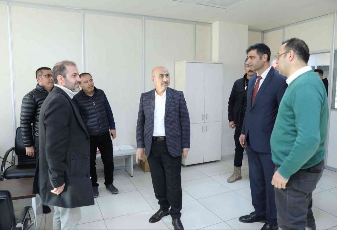 Sgk’da Yılın Son Günü Eyt Mesaisi