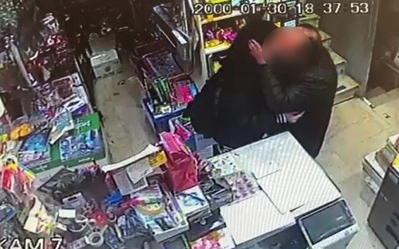 Fatih’te 14 Yaşındaki Kızı Taciz Eden Kırtasiyeci Serbest Bırakıldı