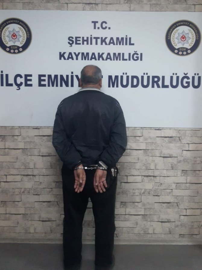 Gaziantep’te 16 Litre Sahte Alkol Ele Geçirildi