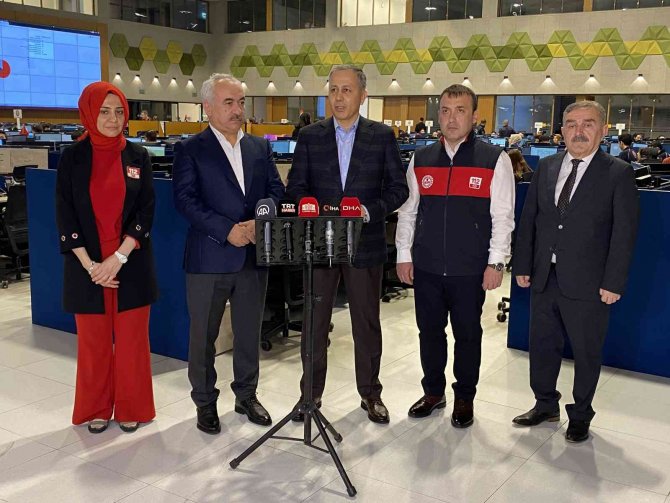 İ̇çişleri Bakan Yardımcısı Ersoy: “Ülkemizin Bir Yılbaşı Gecesini Daha Huzur İçinde Geçirebilmesi İçin Önlemler Aldık”