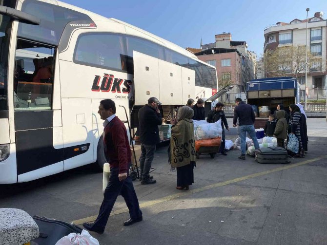 15 Temmuz Demokrasi Otogarı’nda Yılbaşı Yoğunluğu