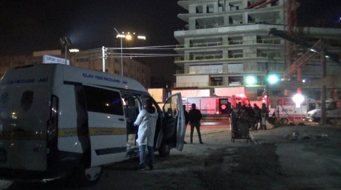 İ̇zmir’deki Vinç Kazasında Ölü Sayısı 6’ya Yükseldi