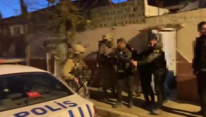 İ̇zmir’deki Uyuşturucu Operasyonuna 40 Tutuklama