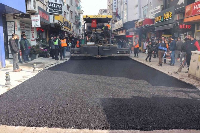 İ̇stiklal Caddesi 2. Etapta Asfalt Çalışmaları Başladı
