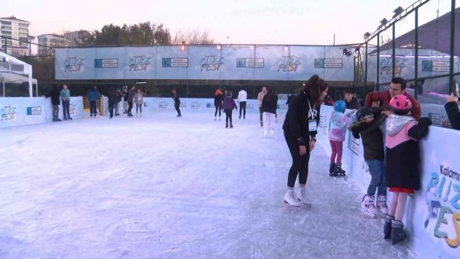 Kadıköy Yeni Yıla Buzzfest Coşkusuyla Giriyor