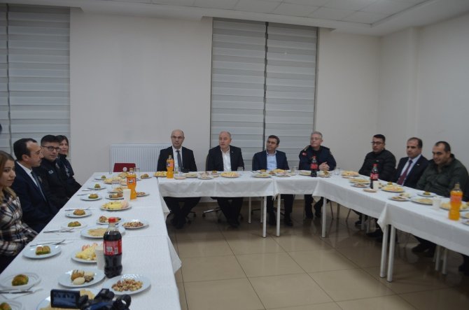 Emniyet Ve Jandarmanın Yeni Yılı Kutlandı