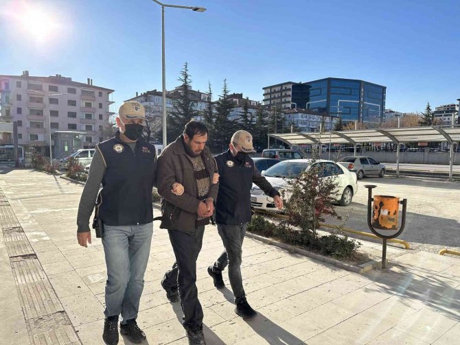 Niğde’de Deaş’lı 1 Kişi Gözaltına Alındı