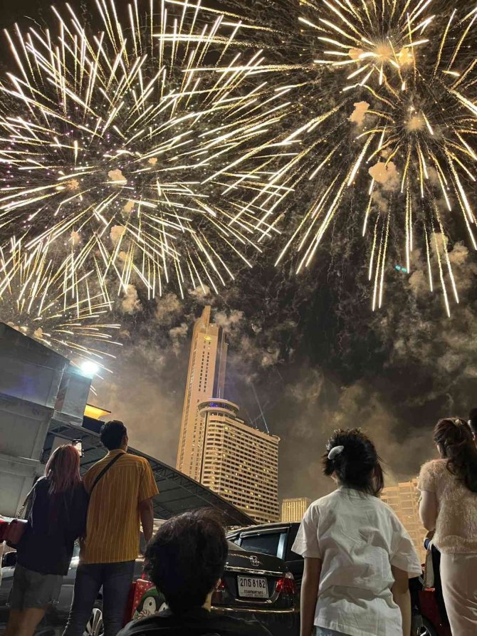 Bangkok Yeni Yıla Coşkuyla Girdi