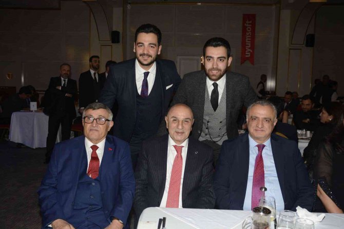 Tokat Vakfı’nın 37.kuruluş Yıldönümü Ve Kızılca Günü Aynı Anda Kutlandı