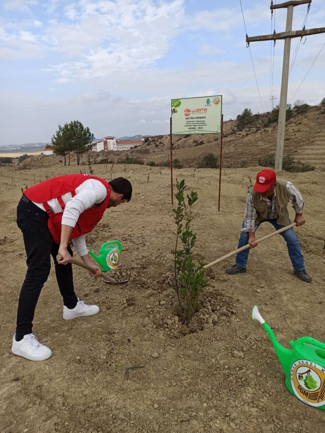 Ünlü Futbolcu Gündoğan Adana’da 5 Bin Fidan Dikilmesi İçin Bağışta Bulundu