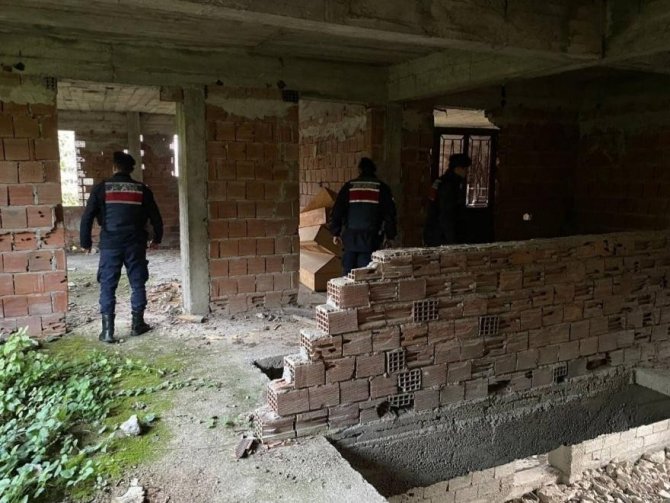 Jandarma Huzur Ve Güven Uygulamasında 3 Bin 344 Şahısı Sorguladı