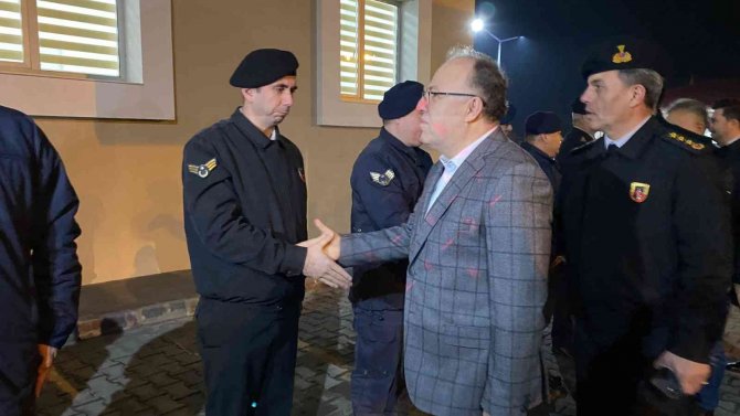 Yılbaşı Denetimine Çıkan Vali Tutulmaz’dan Sahte Alkol Açıklaması