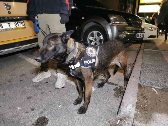 Narkotik Ekipleri Yeni Yılın İlk Dakikalarında Cadde Ve Sokaklarda