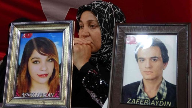 Ailelerin Evlat Nöbeti Yeni Yılda Da Hasretle Devam Ediyor