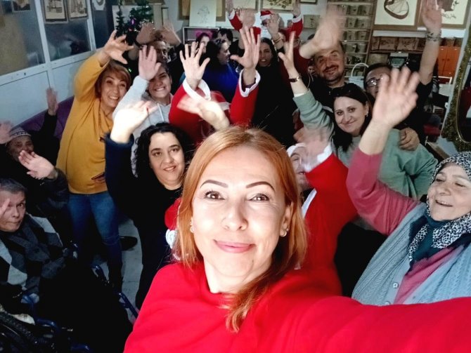 Ayvalık’ta Engellilerin Yeni Yıl Sevinci