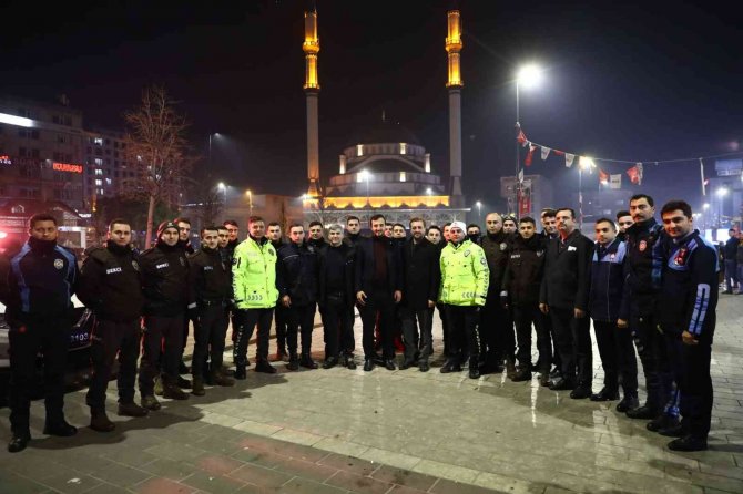 Başkan Özdemir 2023’e İşçilerle Birlikte Girdi