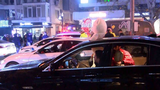 Bağdat Caddesi’nde Yılbaşı Coşkusu