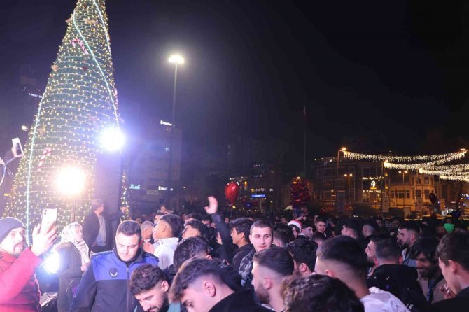 Bandırma 2023’e Merhaba Dedi
