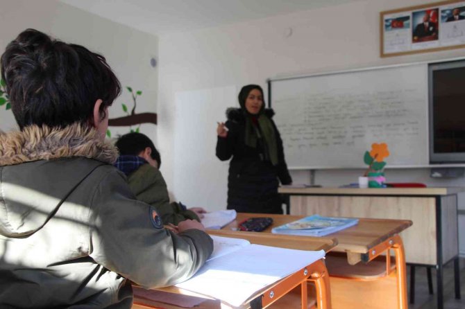 Köy Yaşam Merkezi, Çocuklara Eğitim Yuvası Kadınlara Da Gelir Kapısı Oldu