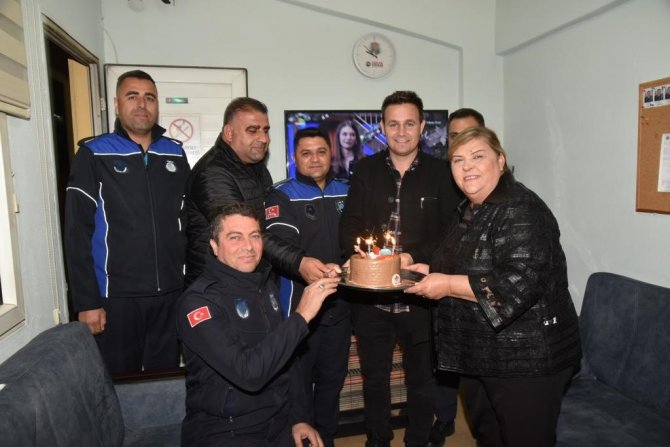 Başkan Erdem Yeni Yıla Vatandaşlarla Girdi