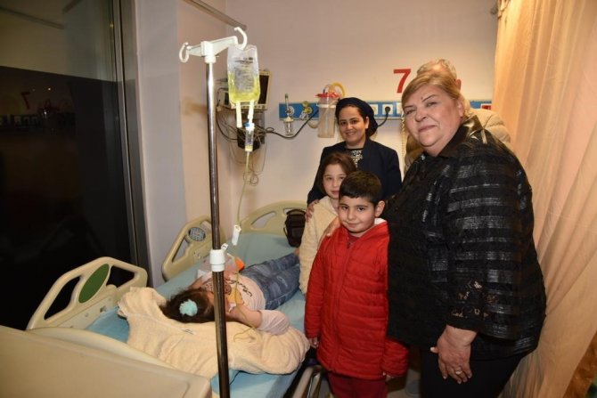 Başkan Erdem Yeni Yıla Vatandaşlarla Girdi