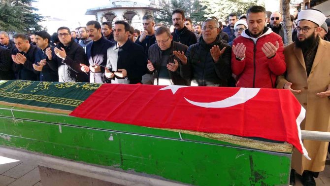 Savcı Atabaş Son Yolculuğuna Uğurlandı