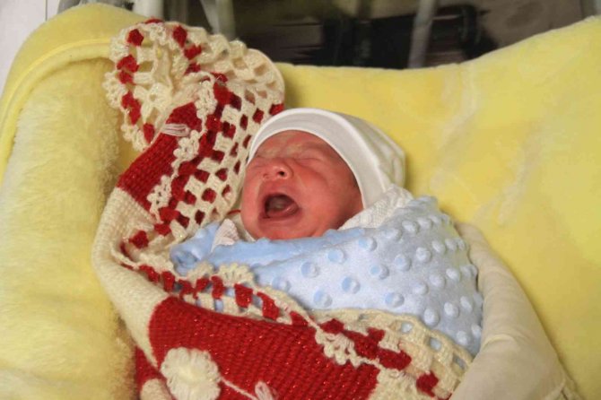 Elazığ’da Yeni Yılda 3 Bebek Dünyaya Geldi