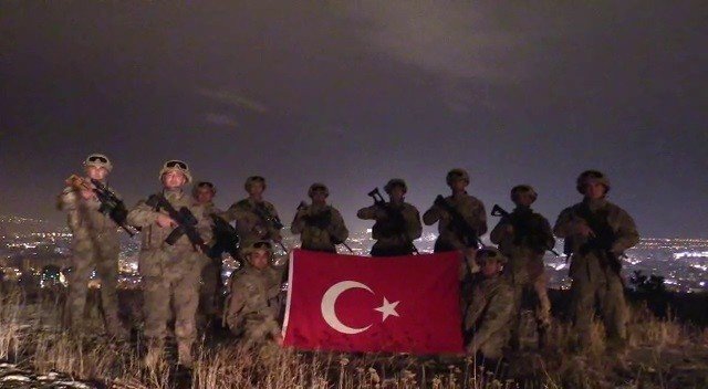 Jandarmadan Yeni Yıl Kutlaması